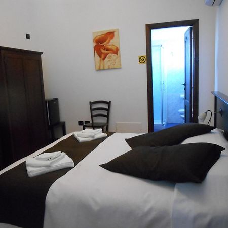 Bed & Breakfast Giardini Di Marzo Lecce Exterior photo