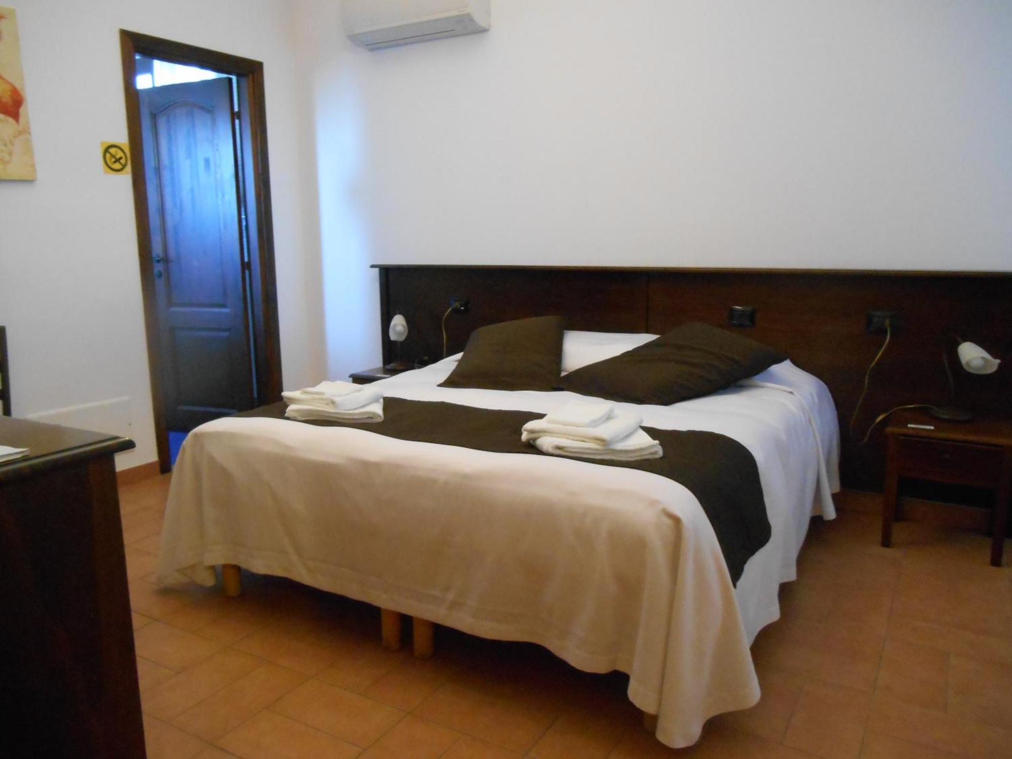 Bed & Breakfast Giardini Di Marzo Lecce Exterior photo