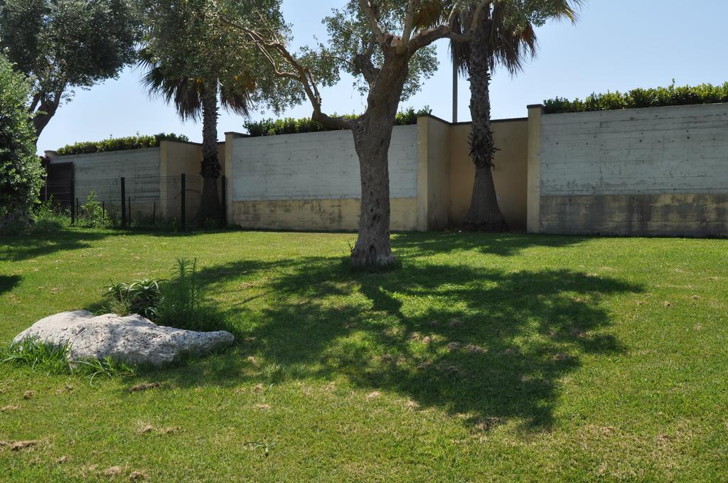 Bed & Breakfast Giardini Di Marzo Lecce Exterior photo