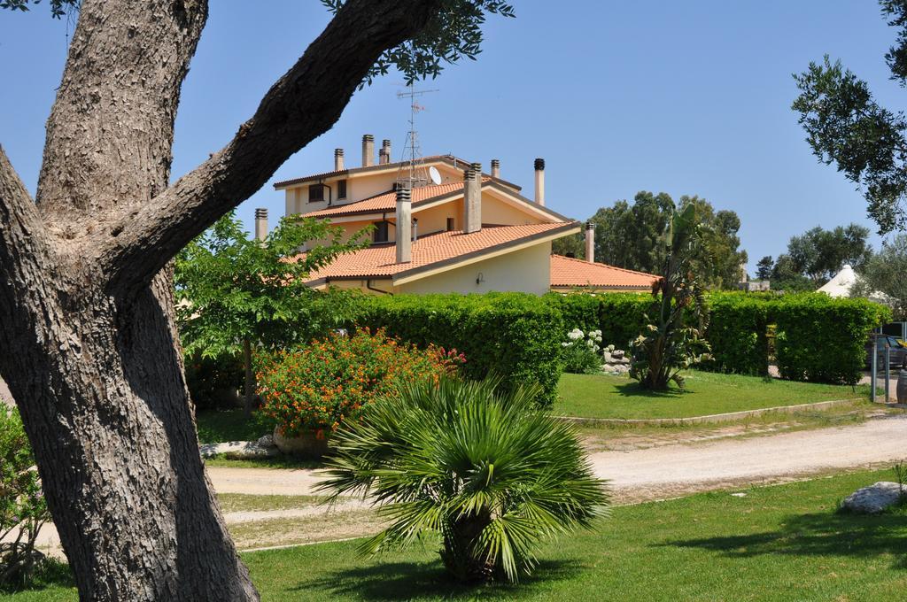 Bed & Breakfast Giardini Di Marzo Lecce Exterior photo
