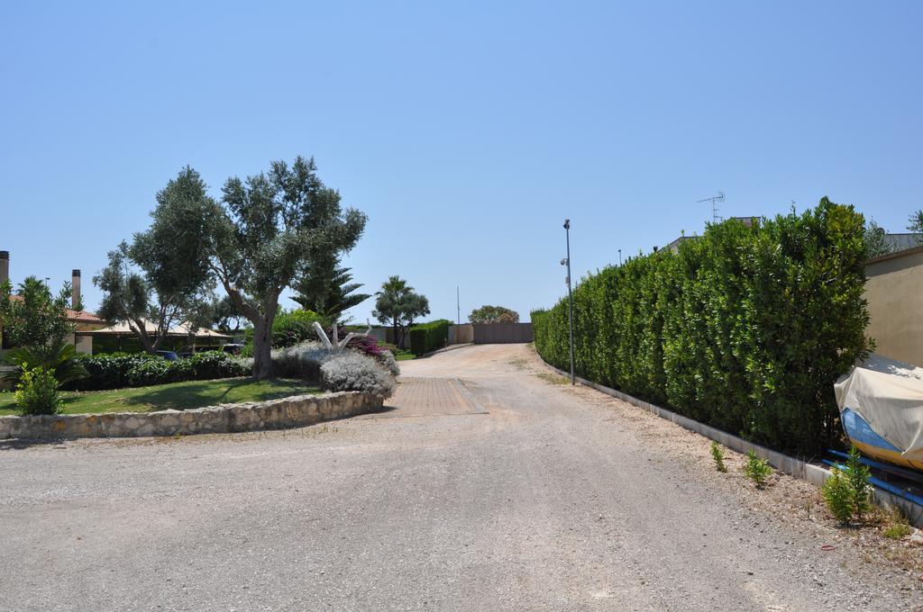 Bed & Breakfast Giardini Di Marzo Lecce Exterior photo