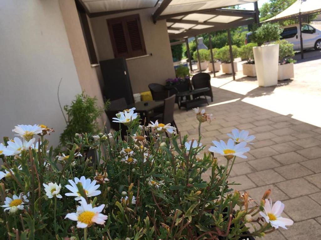 Bed & Breakfast Giardini Di Marzo Lecce Exterior photo
